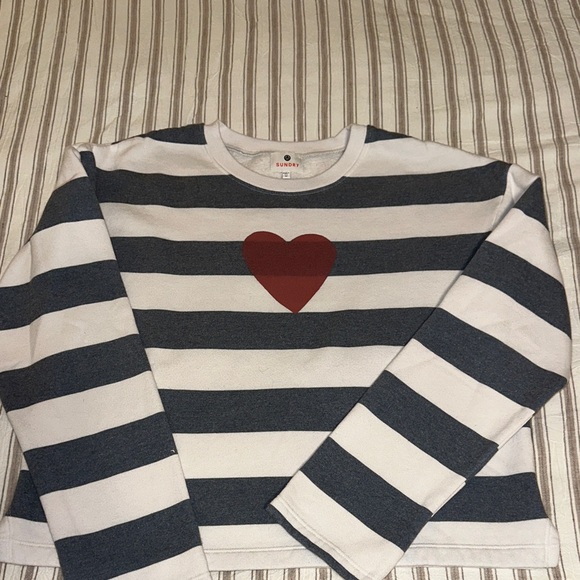 Sundry Tops - Sundry Sweatshirt perfect condition